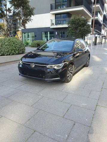 Volkswagen golf 8 E-Hybrid  beschikbaar voor biedingen