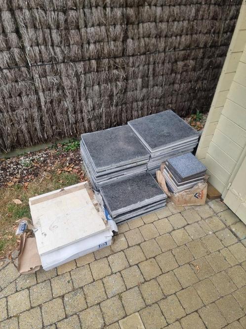 Gratis tegels 40x40 – 32 gebruikt + 10 nieuw + wand, Doe-het-zelf en Bouw, Tegels, Gebruikt, 20 tot 40 cm, 20 tot 40 cm, 5 tot 10 m²