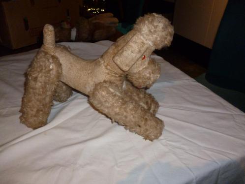 Vintage pluche hond speelgoed oude knuffel stro, Verzamelen, Beren en Cherished Teddies, Ophalen of Verzenden