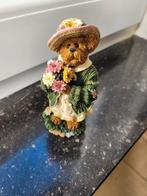 Meisje met bloemen, Verzamelen, Beren en Cherished Teddies, Beeldje, Ophalen of Verzenden, Zo goed als nieuw