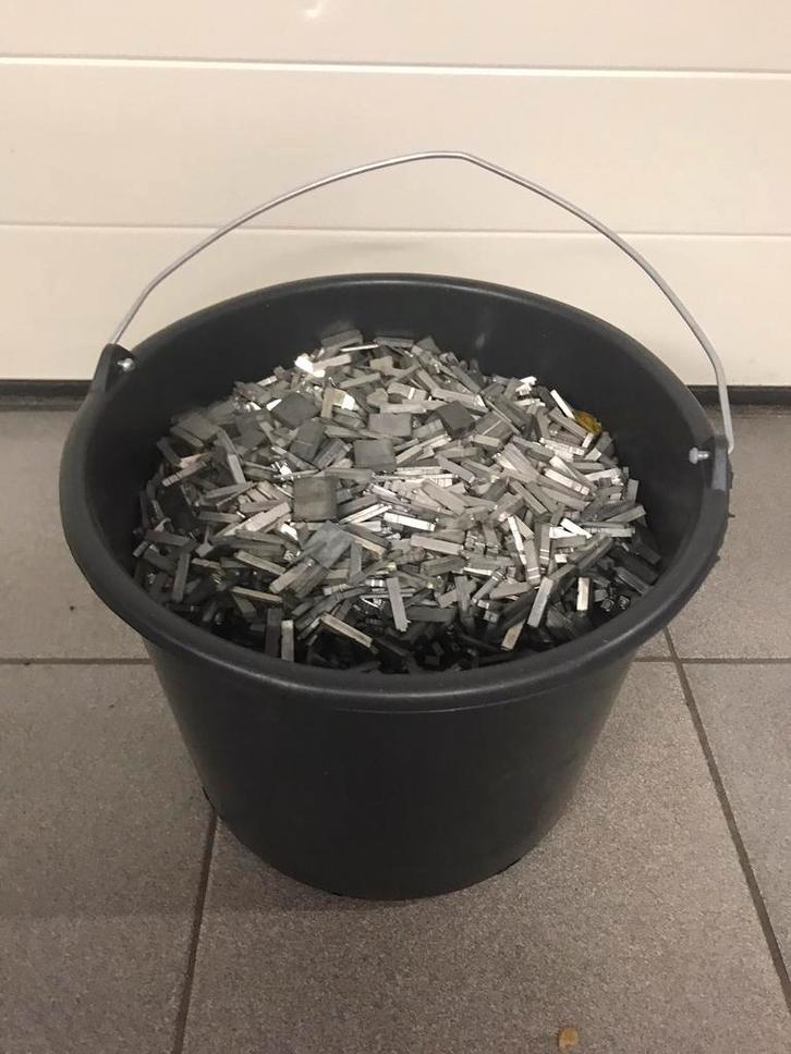 letterlood / loden drukletters / drukkerij letters, Antiek en Kunst, Curiosa en Brocante, Ophalen