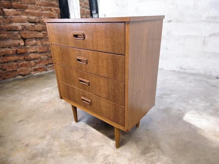 vintage ladekast / commode / kast, Antiek en Kunst, Curiosa en Brocante, Ophalen of Verzenden