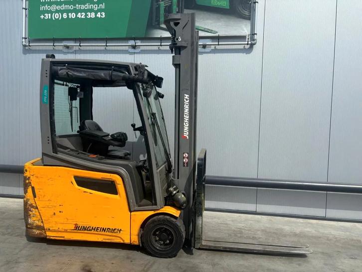 Jungheinrich EFG220 Heftruck (bj 2019), Zakelijke goederen, Machines en Bouw | Heftrucks en Intern transport, Heftruck, Elektrisch