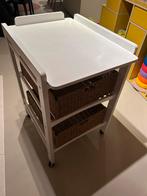 Verzorgingstafel op wielen, inclusief 2 rieten manden, Enlèvement, Utilisé