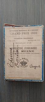 Oud doosje. Manufacture d'Horlogerie La Reine Suisse, Ophalen of Verzenden