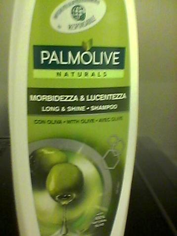shampoing pantene + shampoing palmolive (aux olives) beschikbaar voor biedingen