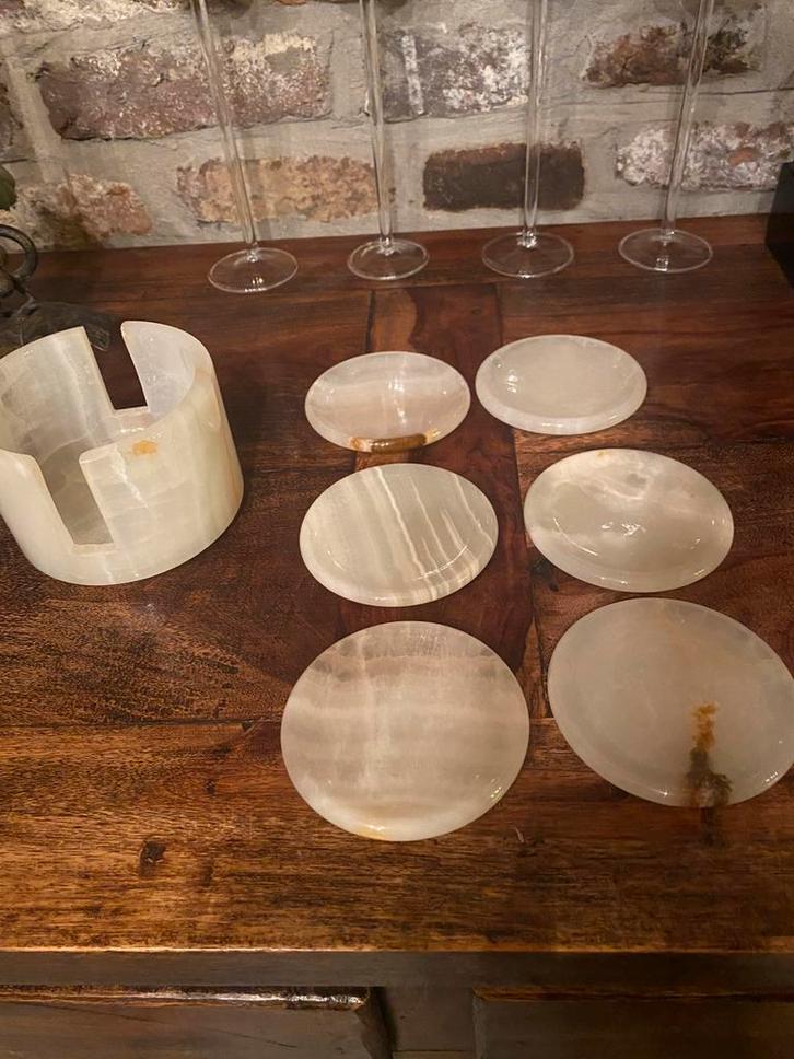 Onyx onderzetters set 9cm. diameter, Huis en Inrichting, Keuken | Servies, Ophalen