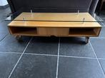 salontafel met zwevend glazen blad, Huis en Inrichting, Ophalen, 100 tot 150 cm, 50 tot 100 cm, Zo goed als nieuw