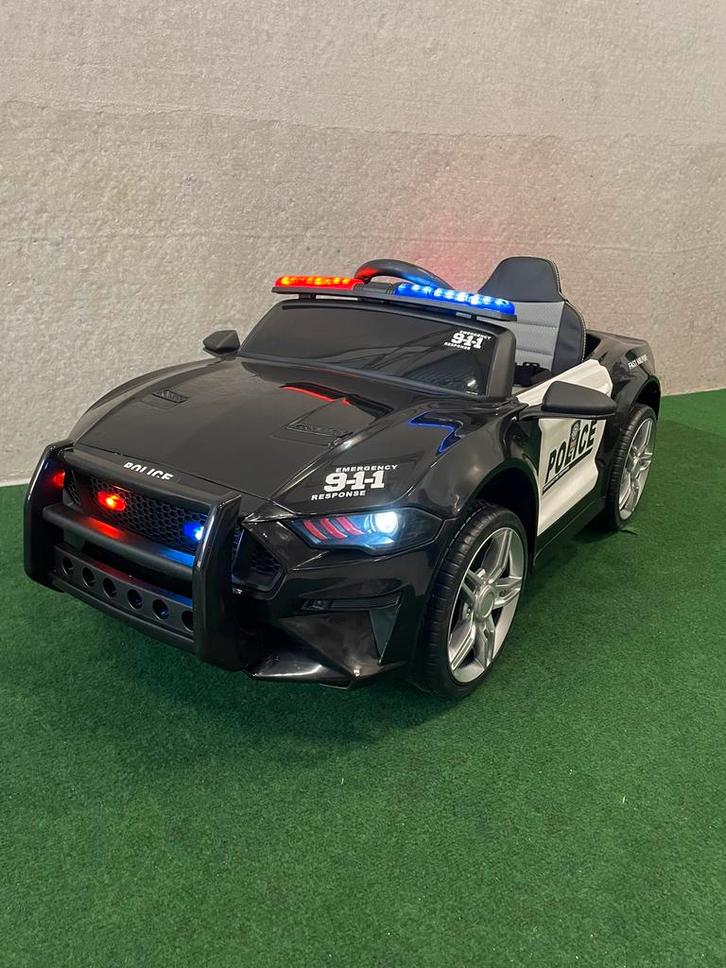 Nieuwe elektrische politie auto met licht en geluid, Kinderen en Baby's, Speelgoed |Speelgoedvoertuigen, Nieuw, Afstandsbediening