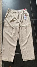 Nieuwe damesbroek, Ophalen of Verzenden, Zo goed als nieuw, Maat 38/40 (M), Beige
