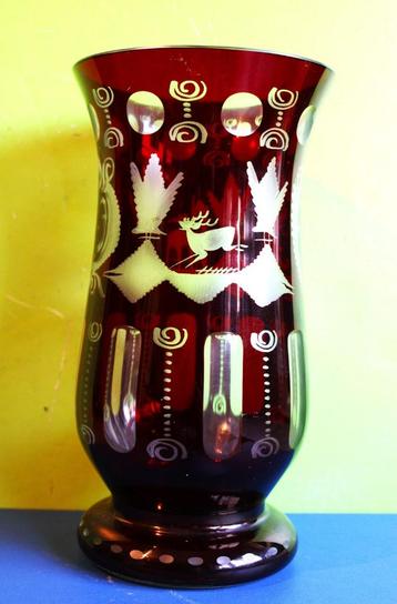 Zeer mooie vaas in Boheems Kristal.Hoogte ca.25cm. beschikbaar voor biedingen