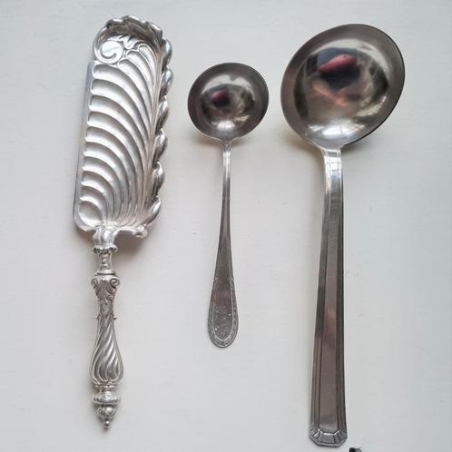 Lot v 3 verzilverd - pollepel - sauslepel - kruimelschep, Antiek en Kunst, Antiek | Zilver en Goud, Zilver, Ophalen of Verzenden