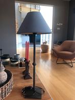 Jolie lampe pied fer forgé, Enlèvement, Comme neuf