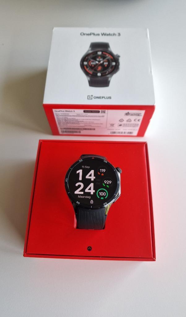 OnePlus Watch 3 47mm, Handtassen en Accessoires, Smartwatches, Nieuw, Android, Zwart, Calorieverbanding, GPS, Hartslag, Slaap