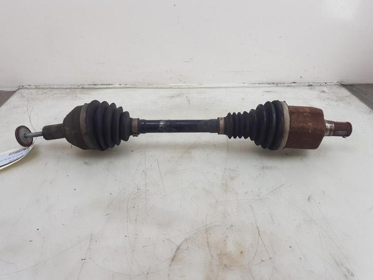 AANDRIJFAS LINKS VOOR V60 I (FW / GW) (|36010054|31325108|), Auto-onderdelen, Remmen en Aandrijving, Volvo, Gebruikt