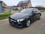 Mercedes A180 Limusine, Auto's, Mercedes-Benz, Automaat, Achterwielaandrijving, Zwart, Leder