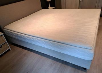 MATELAS