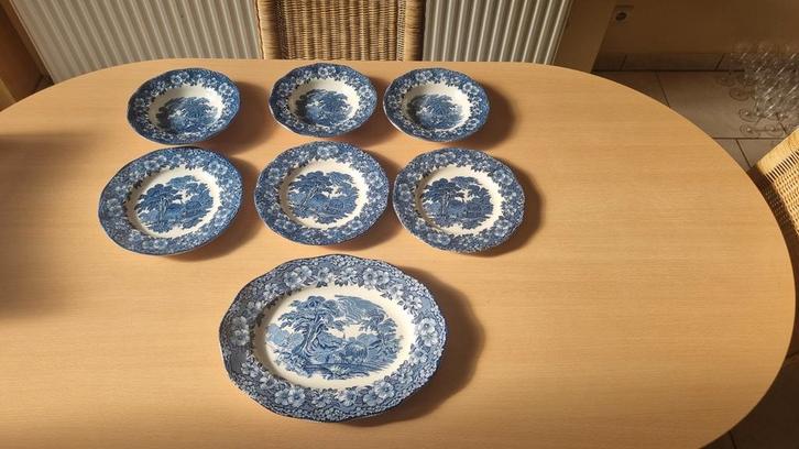Zeldzame porceleinen  borden en schotel Enoch Wedgewood, Antiek en Kunst, Antiek | Servies compleet, Ophalen