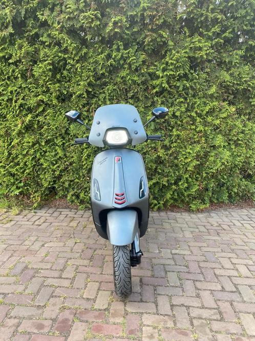 Vespa Sprint 2016 - 80cc Polini x Malossi-akra - Nl kenteken, Fietsen en Brommers, Brommers | Vespa, Zo goed als nieuw, Overige modellen