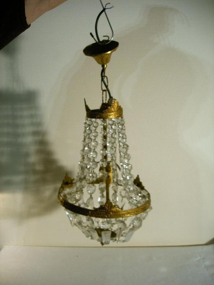 Un lustre « sac à perles », Antiquités & Art, Antiquités | Éclairage, Enlèvement ou Envoi