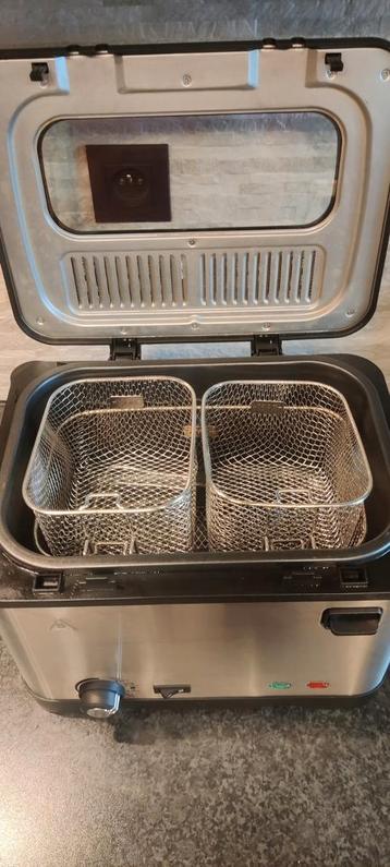 appareil friteuse Quigg 2000 Watts, Electroménager, Enlèvement, Comme neuf