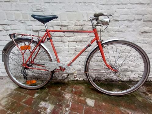 Retrofiets oranje rijklaar 40 euro, Fietsen en Brommers, Fietsen | Heren | Sportfietsen en Toerfietsen, Gebruikt, Overige merken