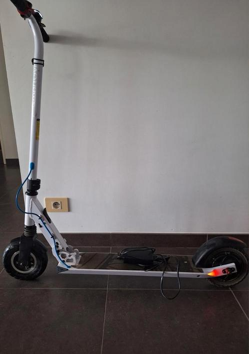 ‼️Elektrische kinder step SmartGYRO Xtreme XD White ‼️, Fietsen en Brommers, Steps, Zo goed als nieuw, Elektrische step (E-scooter)