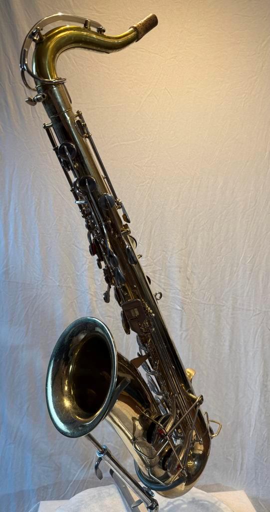 The Martin Imperial tenor sax, Musique & Instruments, Instruments à vent | Saxophones, Utilisé, Ténor, Avec valise, Enlèvement ou Envoi