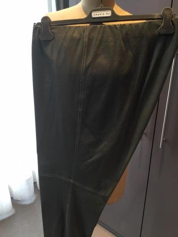 Prachtige faux leather broek van VERPASS, maat 52 beschikbaar voor biedingen