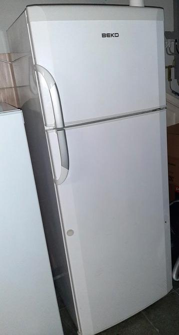 Beko combi ijskast/vriezer beschikbaar voor biedingen