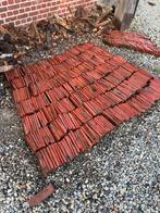 Une brique rouge éteint un feu de campagne, Enlèvement, Neuf