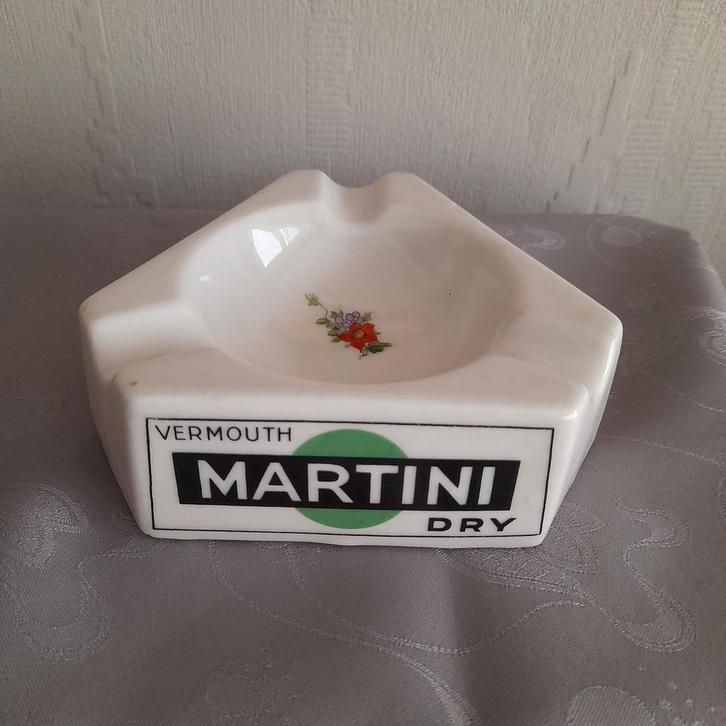 Vintage  asbak Martini/Rossi met klein bloementakje., Verzamelen, Rookartikelen, Aanstekers en Luciferdoosjes, Asbak, Ophalen of Verzenden