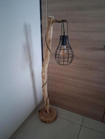 eigen creatie stalamp beschikbaar voor biedingen