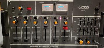 Vintage Stereo Mengpaneel beschikbaar voor biedingen