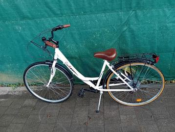 kinderfiets beschikbaar voor biedingen