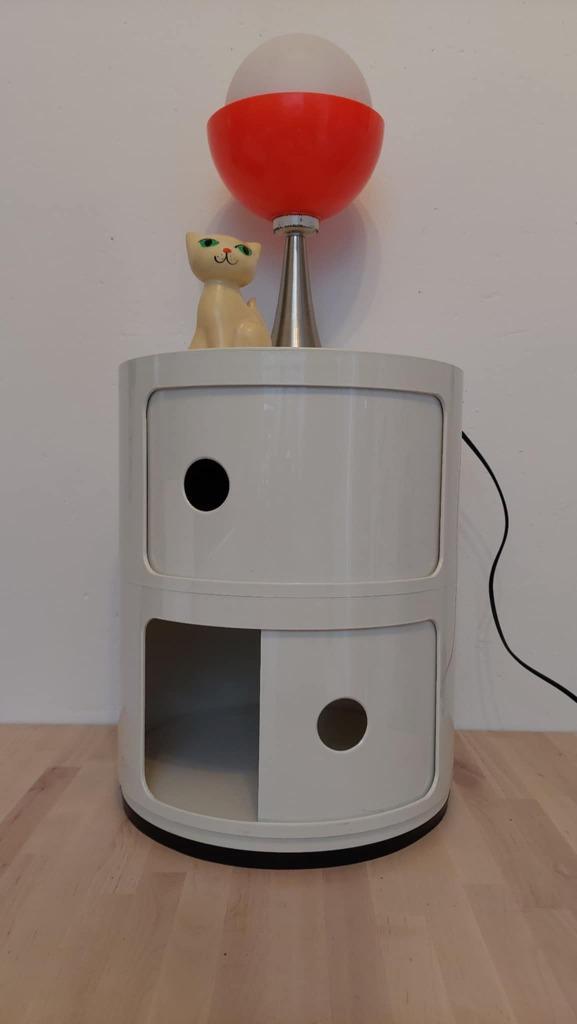 Space Age design ladekastje door Kartell, 1970s, Huis en Inrichting, Slaapkamer | Nachtkastjes, Zo goed als nieuw, Minder dan 55 cm