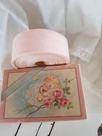 Vintage doosje/ roze katoenen lint, Antiek en Kunst, Ophalen of Verzenden