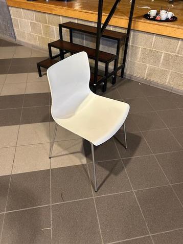 Stoelen kunststof alu beschikbaar voor biedingen