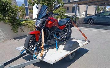 Motoraanhanger voor 1 motor staat in spanje costa blanca  beschikbaar voor biedingen