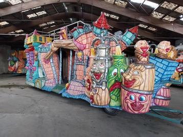 Carnavalswagen  beschikbaar voor biedingen