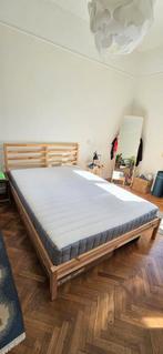 Bedframe met ribben + matras 140x200, Ophalen, Zo goed als nieuw