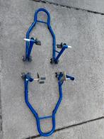 Paddock voor e. Achter, Motoren, Ophalen