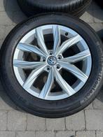 4 jantes alu VW Tiguan II avec 4 pneus Continental 235/55R18, Ophalen, 18 inch, 235 mm, Band(en)