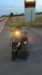 : 4t iget te koop!, Fietsen en Brommers, Scooters | Piaggio, Ophalen, Zo goed als nieuw, Zip