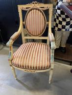 Antieke stoel/fauteuil, Ophalen