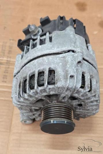 Dynamo 14V 220A N57 BMW 5 / 6 / 7 / X3 / X4 serie F01 F02 F0 beschikbaar voor biedingen