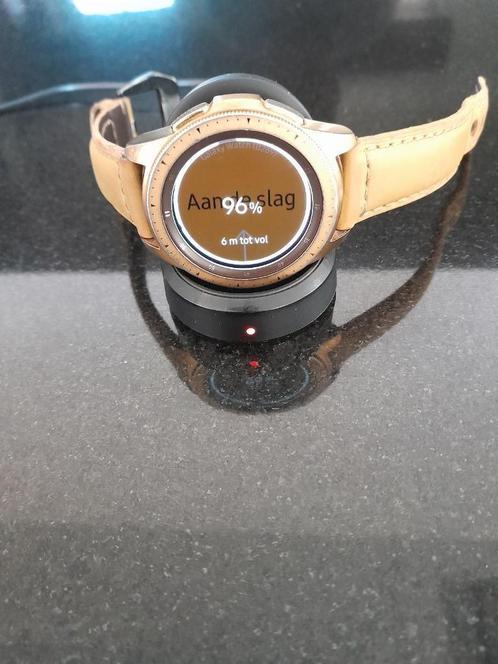 Samsung Galaxy Watch (42mm) rosé goud, Handtassen en Accessoires, Smartwatches, Gebruikt, Ophalen of Verzenden