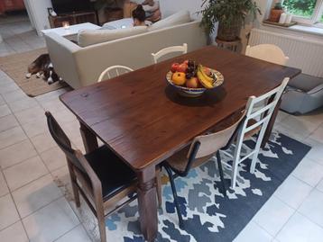 Table à manger en bois