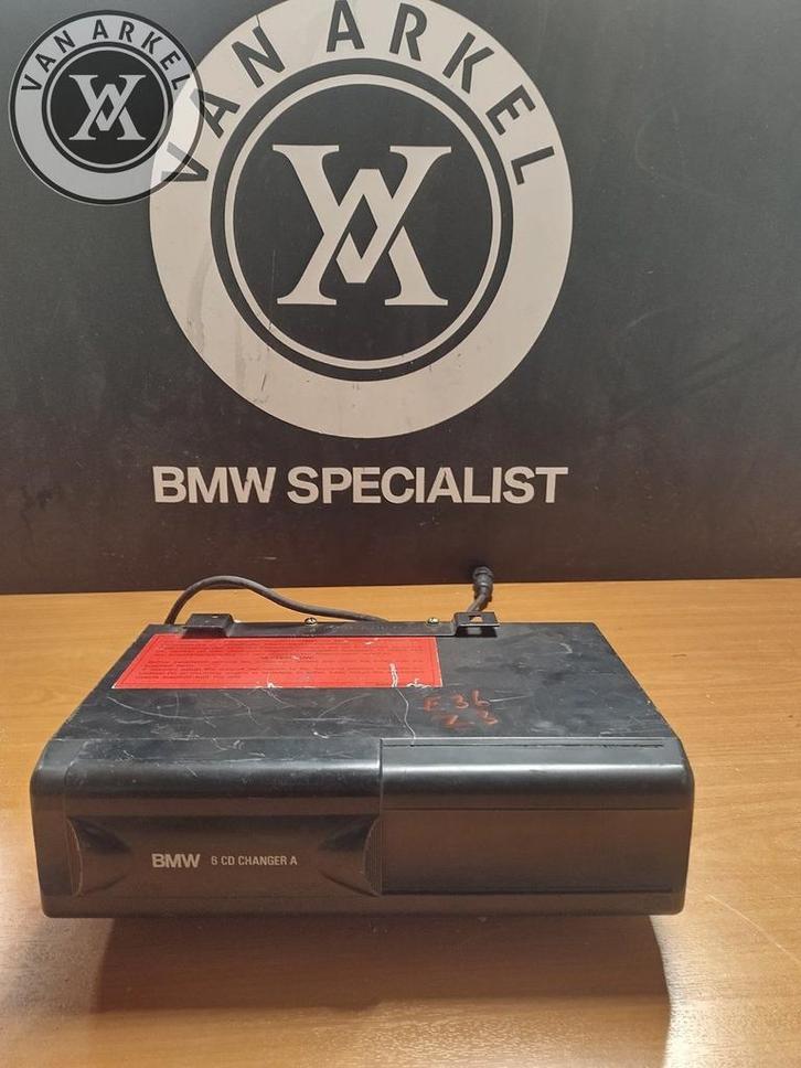 CD Wisselaar E36 Z3 8360284, Auto diversen, Autoradio's, Gebruikt, Ophalen of Verzenden