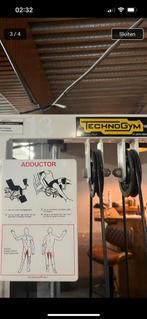 Technogym adductor machine perfecte staat, Sport en Fitness, Fitnessmaterialen, Ophalen of Verzenden, Zo goed als nieuw